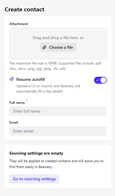 Fenêtre Create contact de la Beamery Extension avec Sourcing settings are empty et le bouton Go to sourcing settings