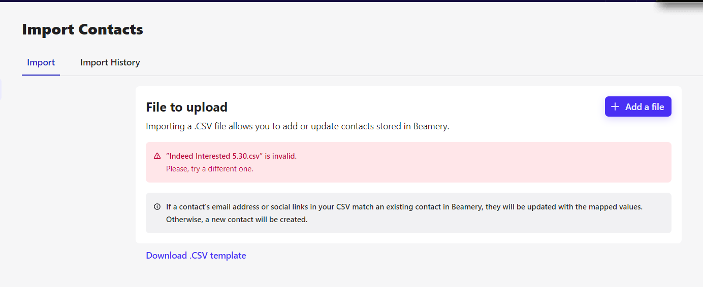 Page d’importation de contacts affichant le message d’erreur indiquant que le fichier CSV n’est pas valide