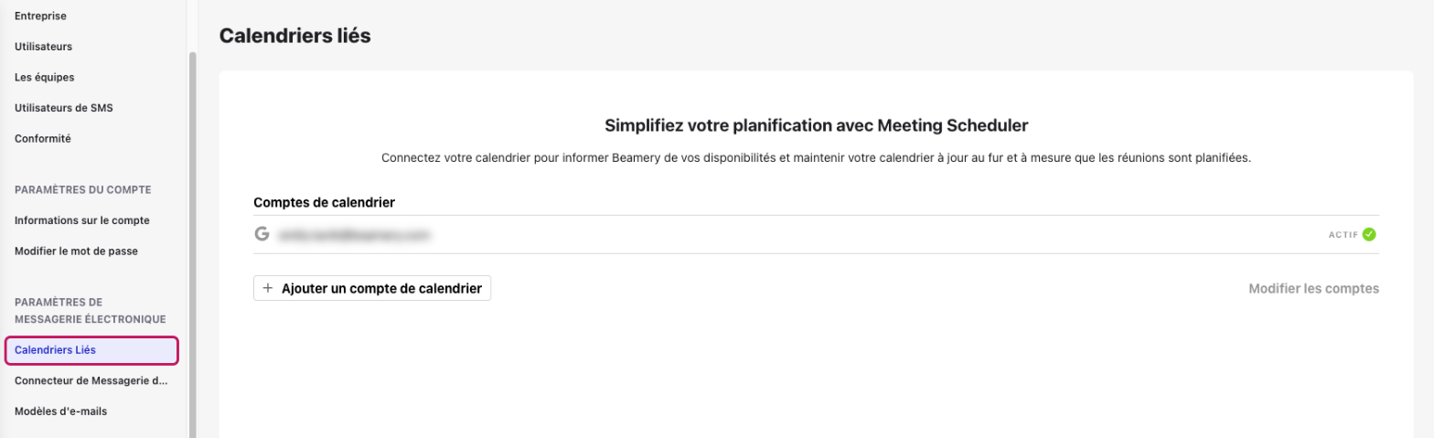 Page Calendriers Liés, sélectionnée sous Paramètres de messagerie électronique dans le menu Paramètres