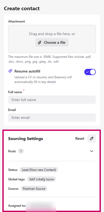 Fenêtre Create contact avec la section Sourcing Settings renseignée, les boutons Reset et crayon